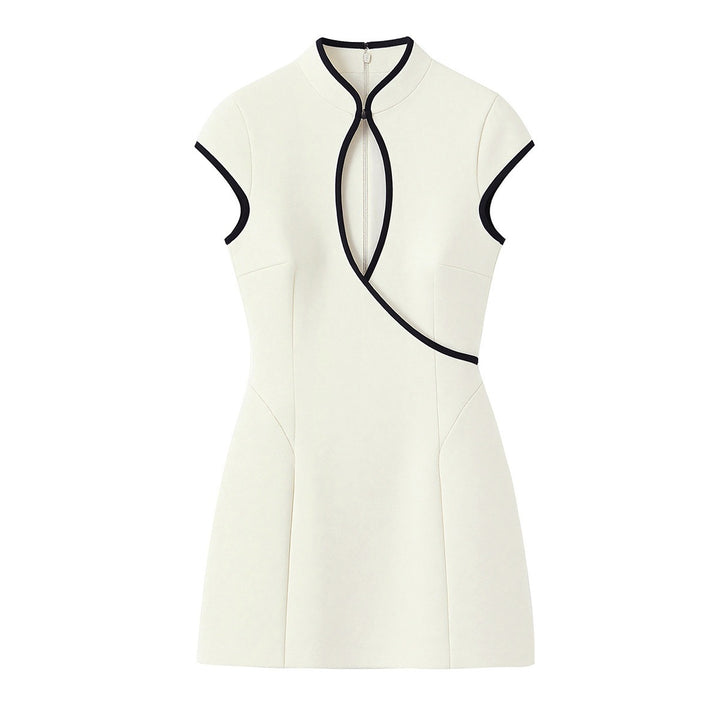 Damenkleid mit dekorativem Schnitt und einzigartigem Reißverschluss Echo Archiv