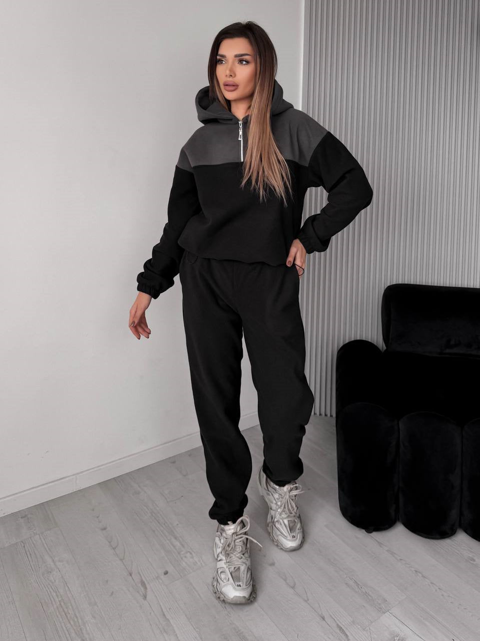 Damen Zweiteiliges Farbblock-Loungewear-Set mit halbem Reißverschluss und schmaler Jogginghose – Avérine