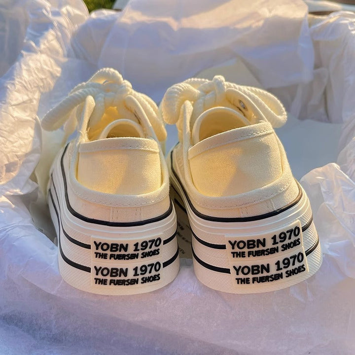 Damen Bequeme Sneakers mit trendy Plateau von Echo Archiv