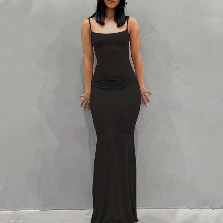 Damen figurbetontes Maxikleid mit schmalen Trägern und elegantem Schnitt Echo Archiv
