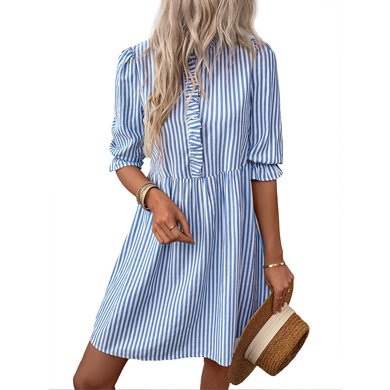 Damen Gestreiftes Leinen-Kurzkleid mit Rüschendetail – Élara