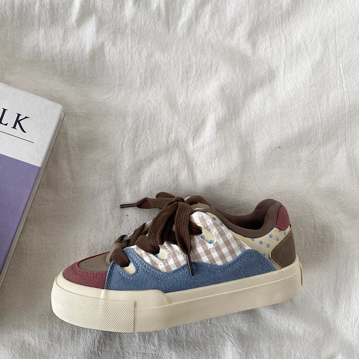 Damen Sneaker im modernen Design mit weichem Obermaterial von Echo Archiv