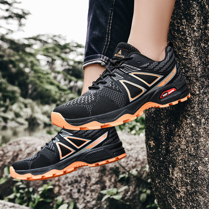 Herren robuster Trailrunning-Trekking-Sneaker mit griffiger Profilsohle und atmungsaktivem Strickoberteil – Tavélo