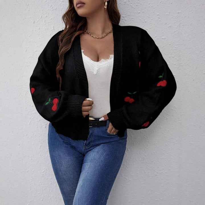 Damen Kurzgeschnittener Oversize-Cardigan mit Kirsch-Stickerei – Veloura