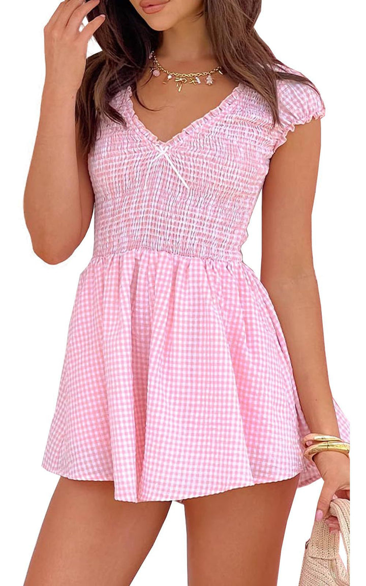 Damen Eingekräuseltes Kurzkleid mit V-Ausschnitt und Rüschendetails Echo Archiv
