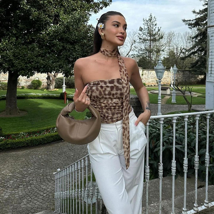 Damen Ausgefallenes Wickeltop mit asymmetrischem Design und dekorativen Rüschendetails Echo Archiv