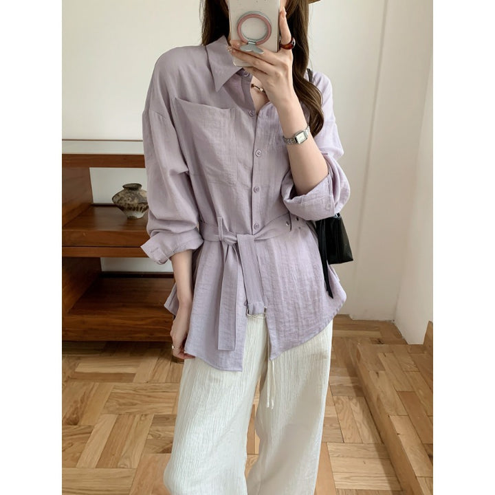 Damen Weit geschnittene Leinen‑Hemdbluse mit Taillengürtel und Brusttasche Echoarchiv