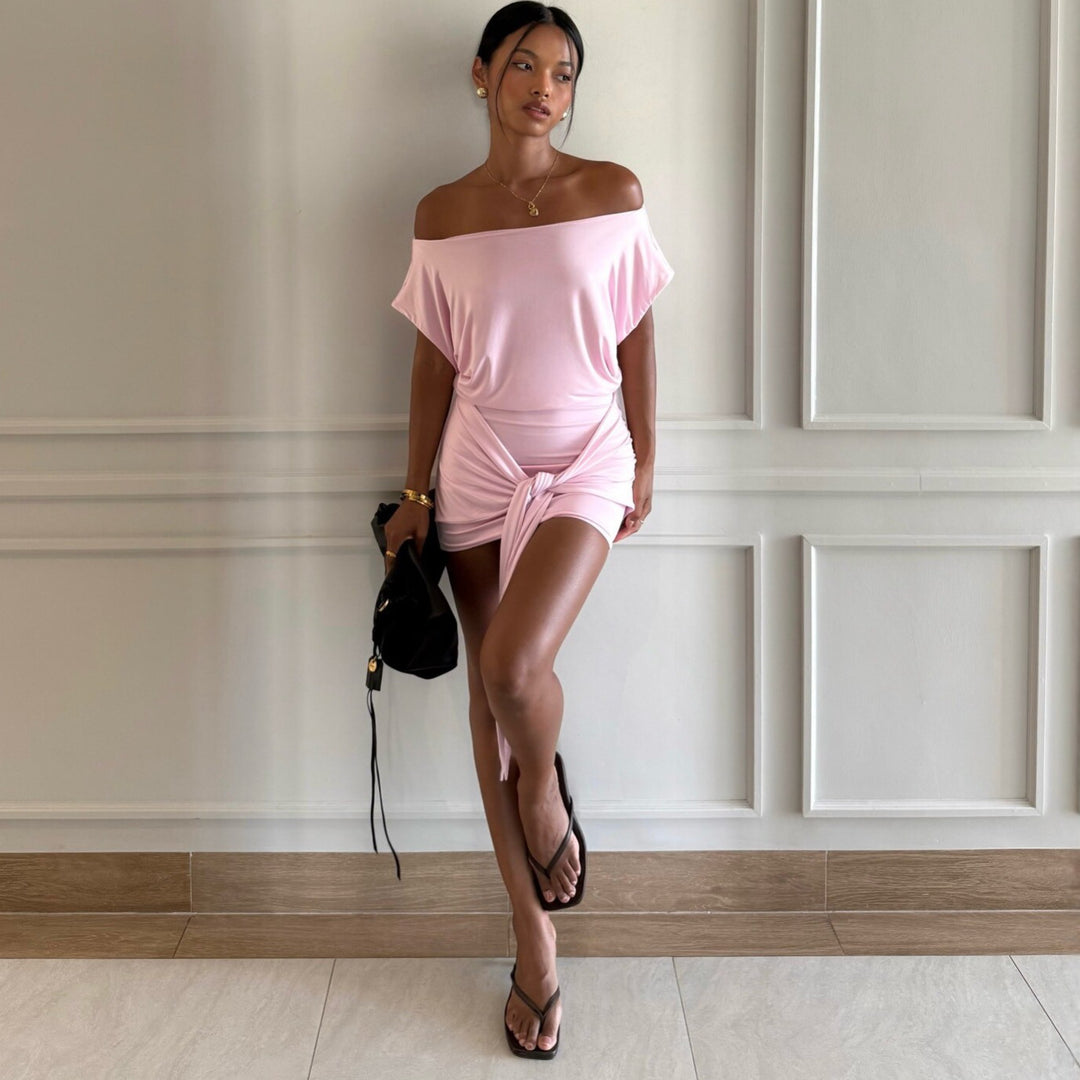 Damen Raffiniertes Minikleid mit angeschnittenem Ausschnitt und seitlichem Knoten Echo Archiv