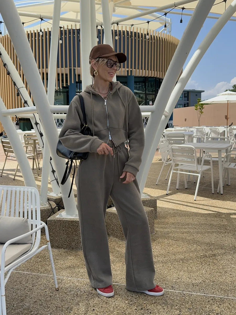 Damen Kurzgeschnittenes Zip-Hoodie mit Kordelzug‑Taille und weiter Palazzo‑Jogginghose – Auréline