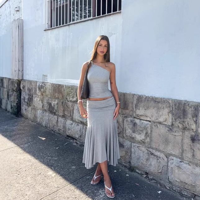 Damen Elegantes One-Shoulder Kleid mit fließendem Saum und Raffung Echo Archiv