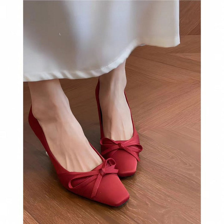 Damen Elegante flache Ballerinas mit quadratischer Zehenpartie und dekorativer Schleife – Lioré