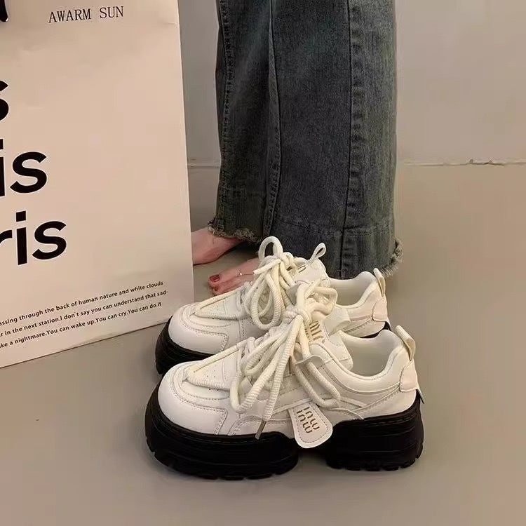 Damen modische Chunky Sneakers für urbanen Lifestyle Echo Archiv