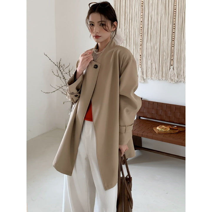 Damen Kurzer Oversize-Mantel mit Bindegürtel, breiten Pattentaschen und legerer Schulter Echoarchiv