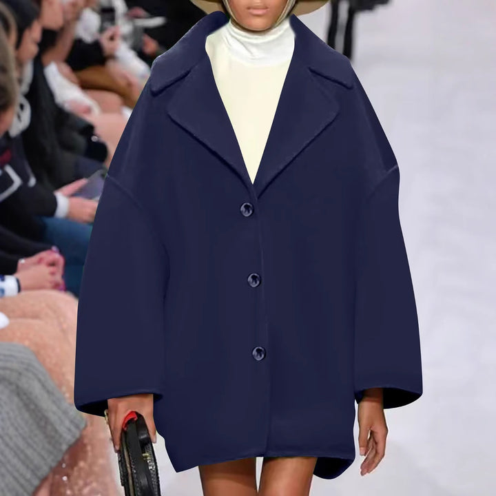 Damen Oversize-Kurzmantel mit weitem Revers und Knopfverschluss – Montévia