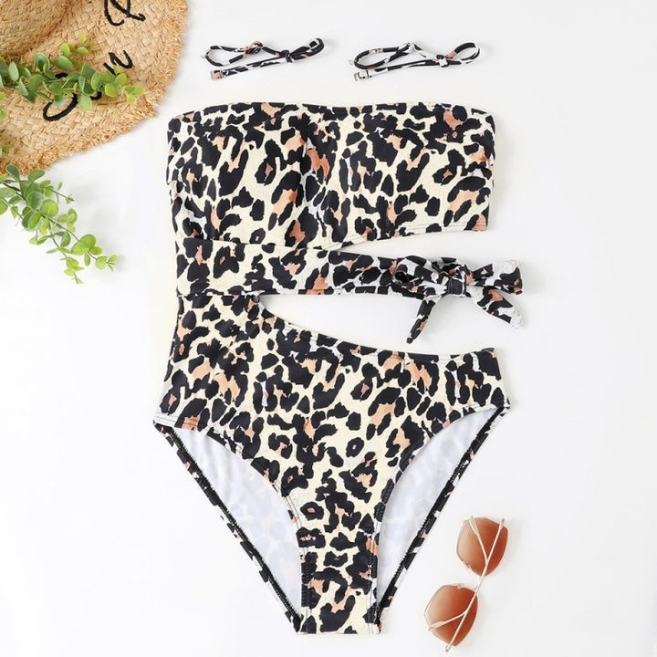 Damen Bandeau Bikini mit asymmetrischem Schnitt und modischem Animal-Print Echo Archiv