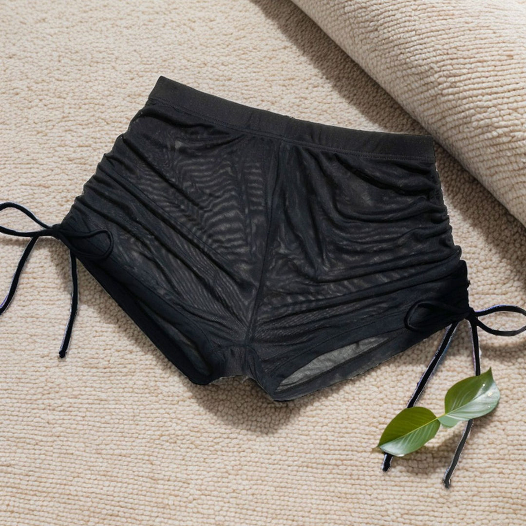 Damen Sportliche Raffungshorts aus transparentem Material Echo Archiv