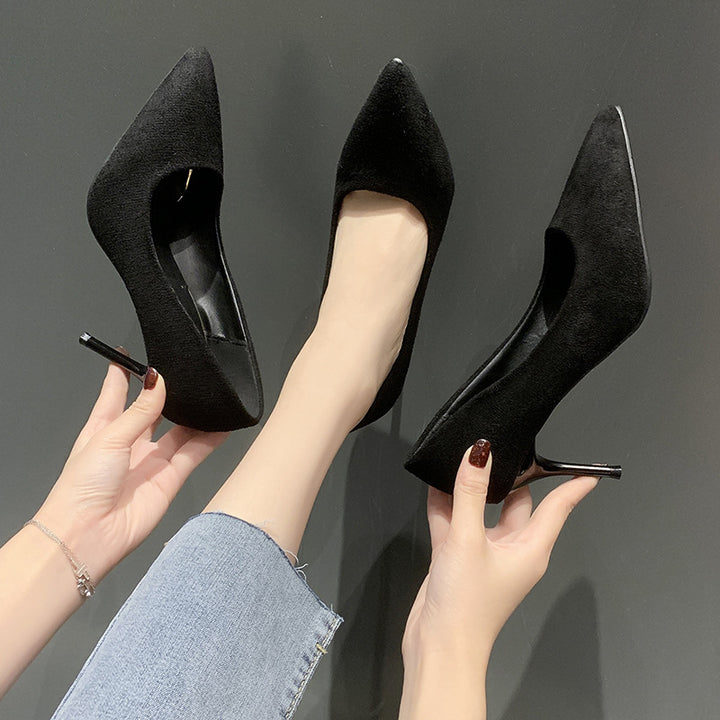 Damen Stiletto-Pumps mit Veloursfinish, gepolsterter Komfortinnensohle und schlankem Absatz – Lioré