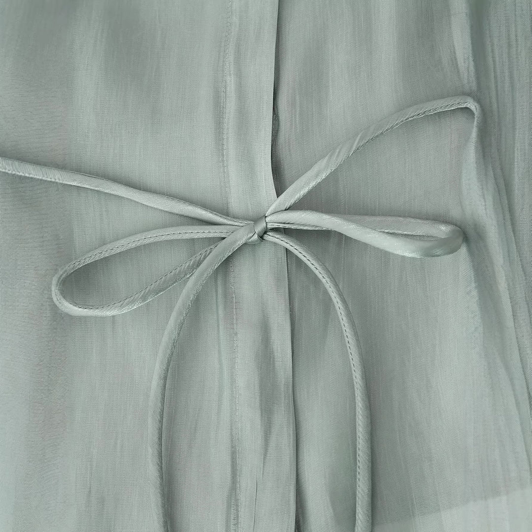 Damen Seidenähnliche Bluse mit Taillen-Zugband und verdeckter Knopfleiste Echoarchiv