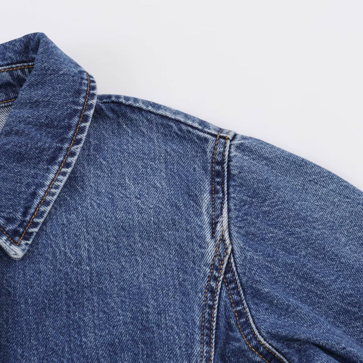 Damen Boxy Jeansjacke mit weiten Ärmeln, aufgesetzten Pattentaschen und Druckknopfverschluss Echo Archiv