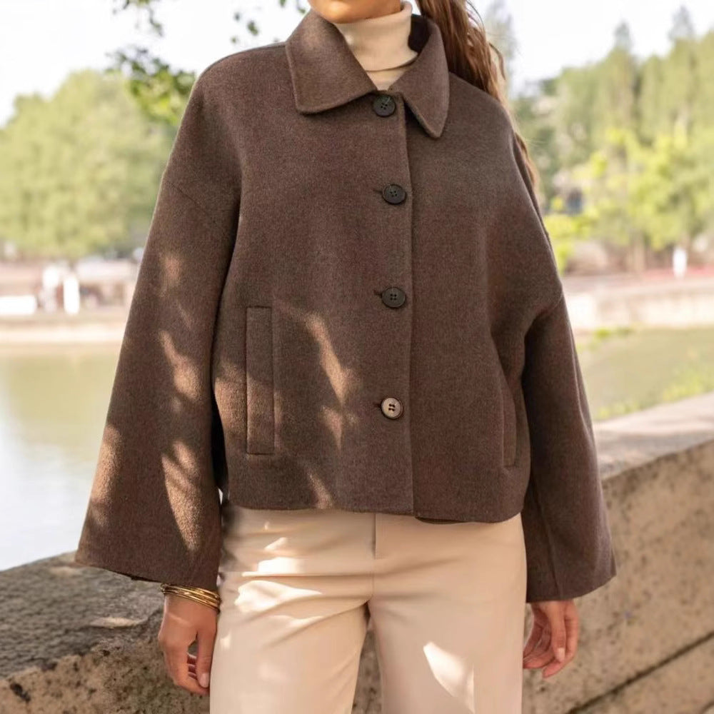 Damen Kurzjacke aus Wollmix im Boxy‑Caban‑Stil mit Hemdkragen und Eingrifftaschen Echo Archiv
