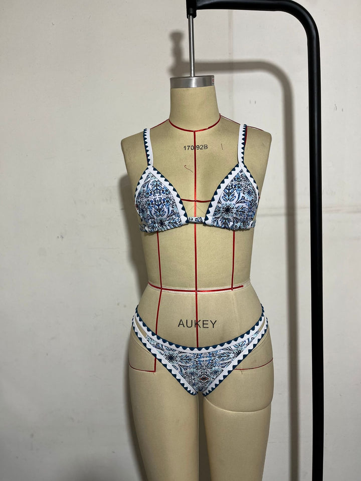 Damen Triangel-Bikini mit elegantem floralem Muster Echo Archiv