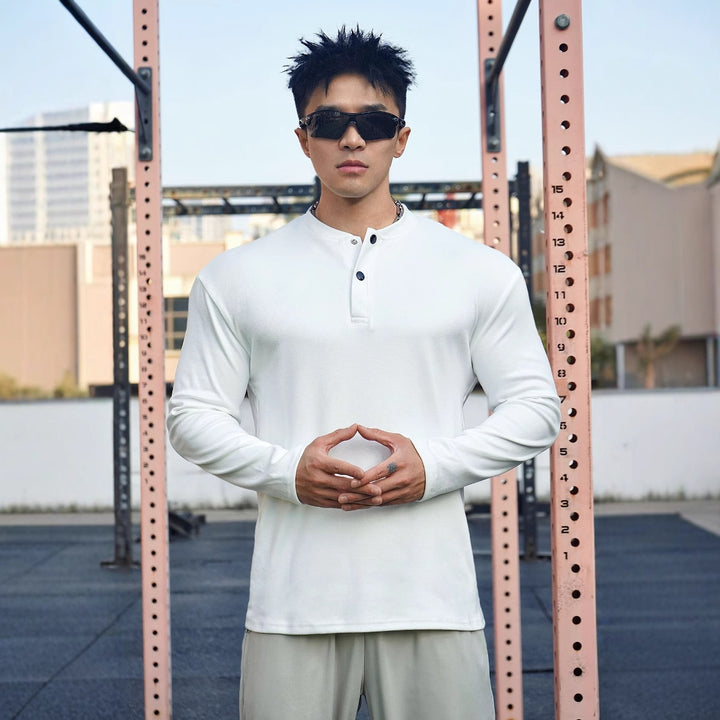 Herren Langarm Henley-Shirt aus atmungsaktivem Material mit knöpfbarem Ausschnitt Echoarchiv