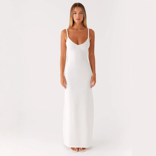 Damen Elegantes Maxirockkleid mit tiefem V-Ausschnitt und feinen Trägern Echo Archiv