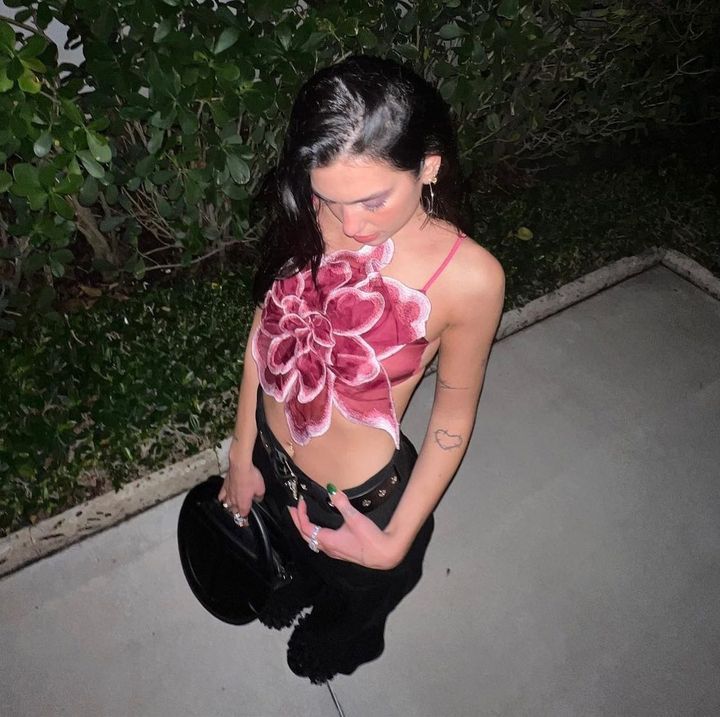 Damen Blüten-Crop-Top mit 3D floralen Applikationen und transparentem Stoff Echo Archiv