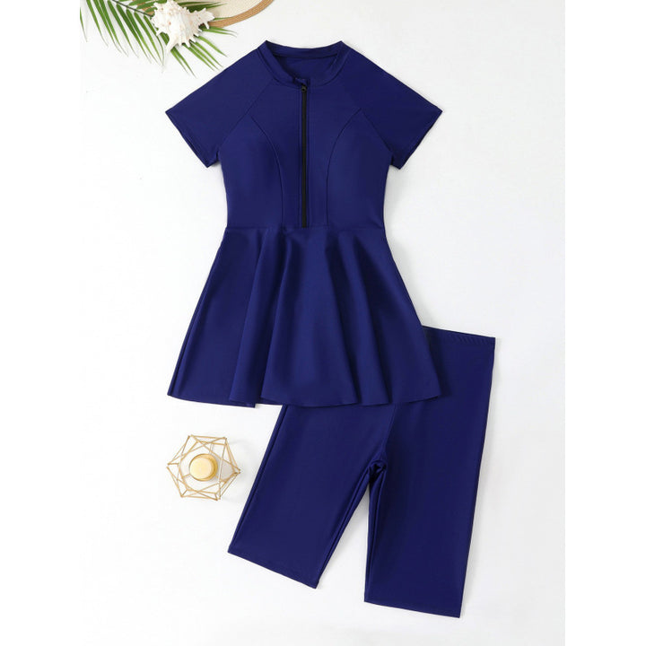 Damen Sportliches Schwimmoutfit mit femininem Schnitt Echo Archiv