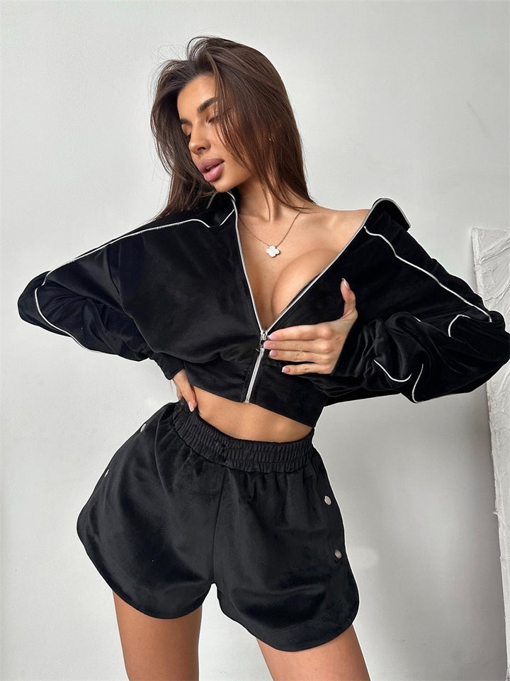 Damen nan kurzes Velours-Lounge-Set mit Cropped Zip-Hoodie und elastischer Highwaist-Shorts Echo Archiv