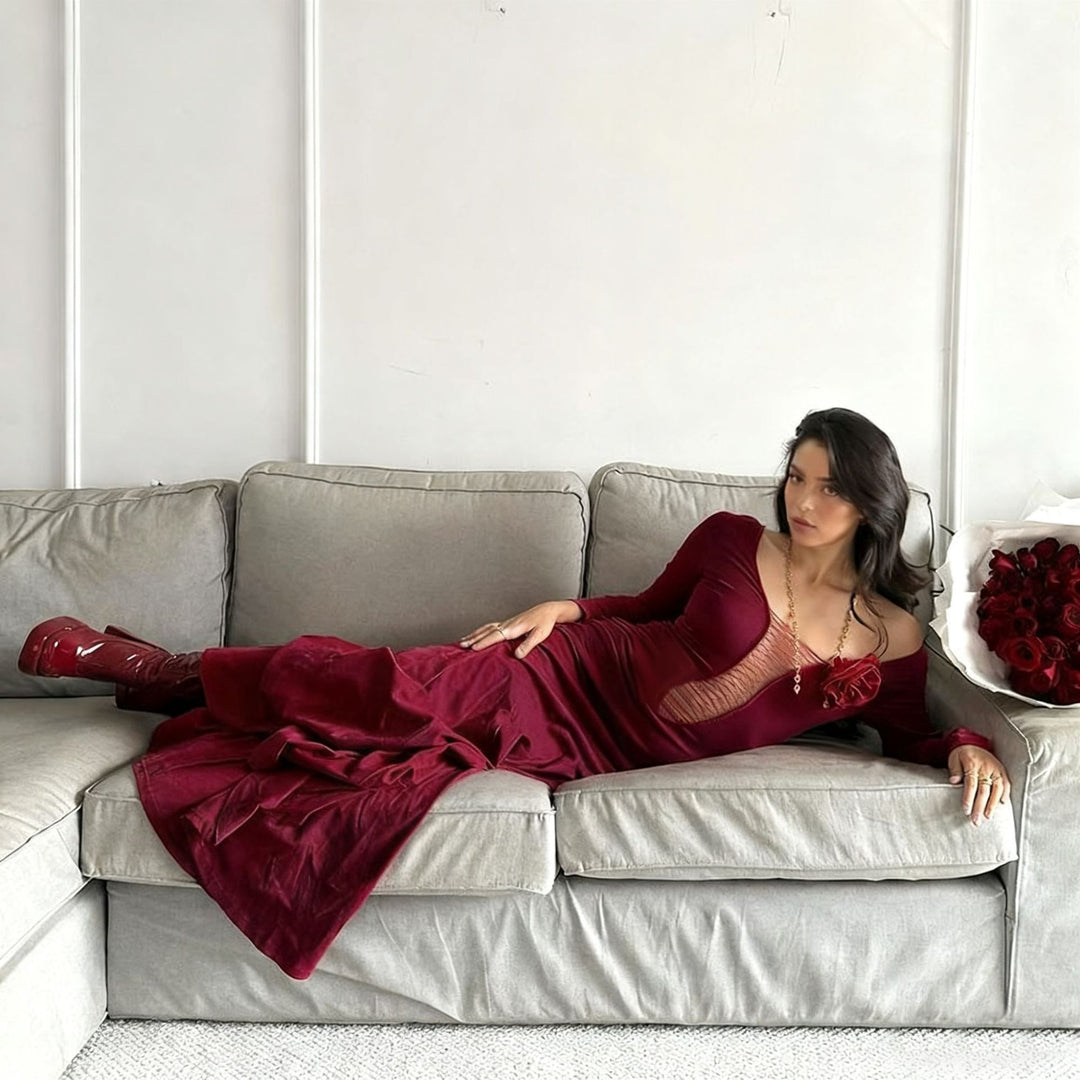 Damen figurbetontes Maxikleid mit Schnürung und floralem Detail Echo Archiv