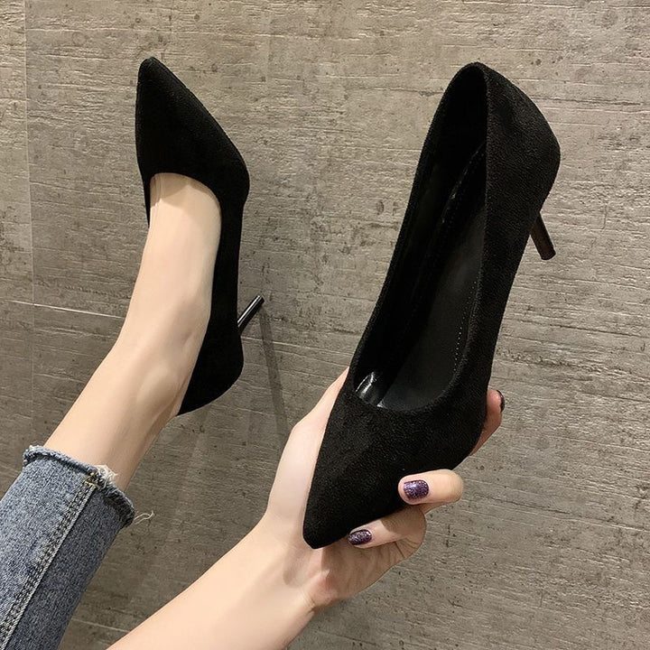 Damen Elegante spitz zulaufende Velours‑Optik Pumps mit schmalem Stiletto Echo Archiv