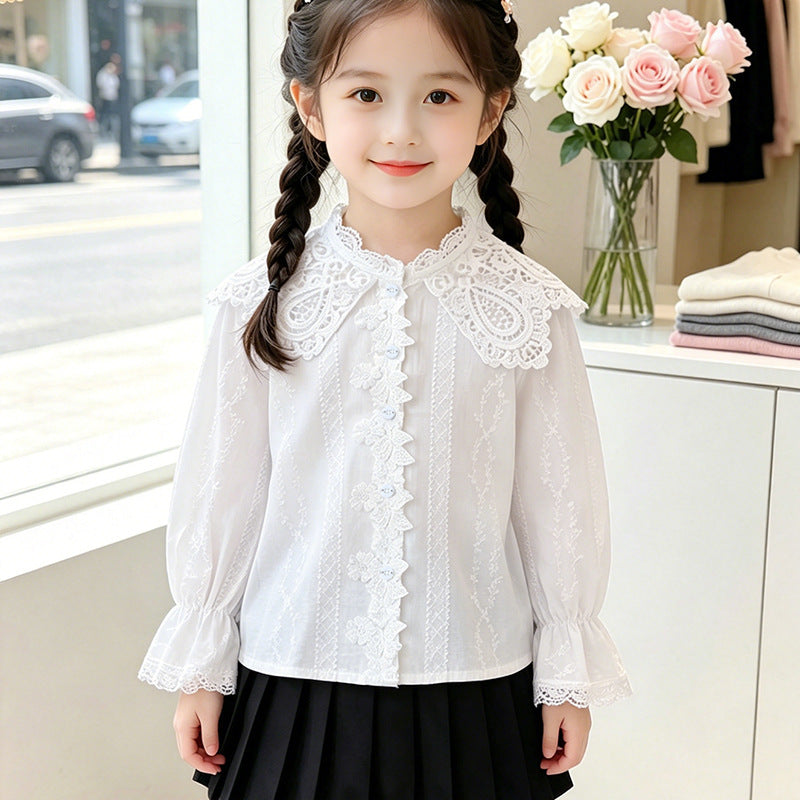 Mädchen elegante Bluse mit Rüschenkragen und Spitzenakzenten Echo Archiv
