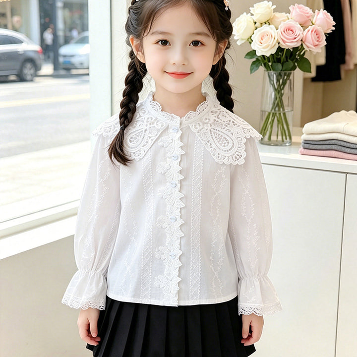 Mädchen elegante Bluse mit Rüschenkragen und Spitzenakzenten Echo Archiv