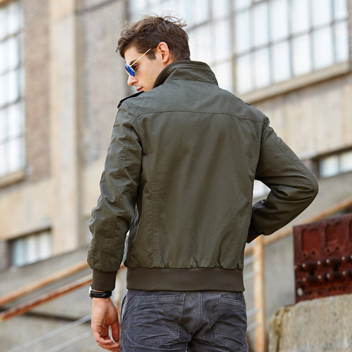 Herren Field-Bomberjacke im Military-Canvas mit Epauletten und Mehrfachtaschen – Brevano