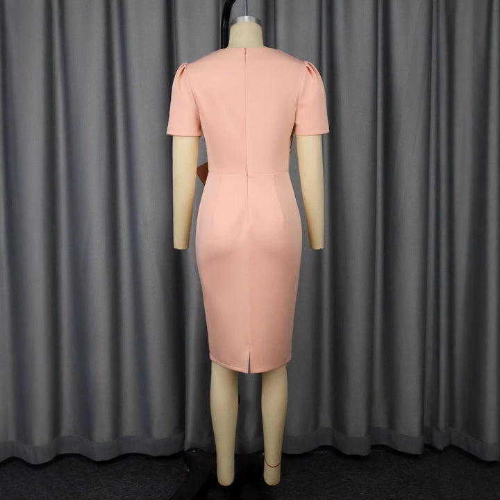 Damen Elegantes Verziertes Midi-Kleid mit Schleifenakzent Echo Archiv