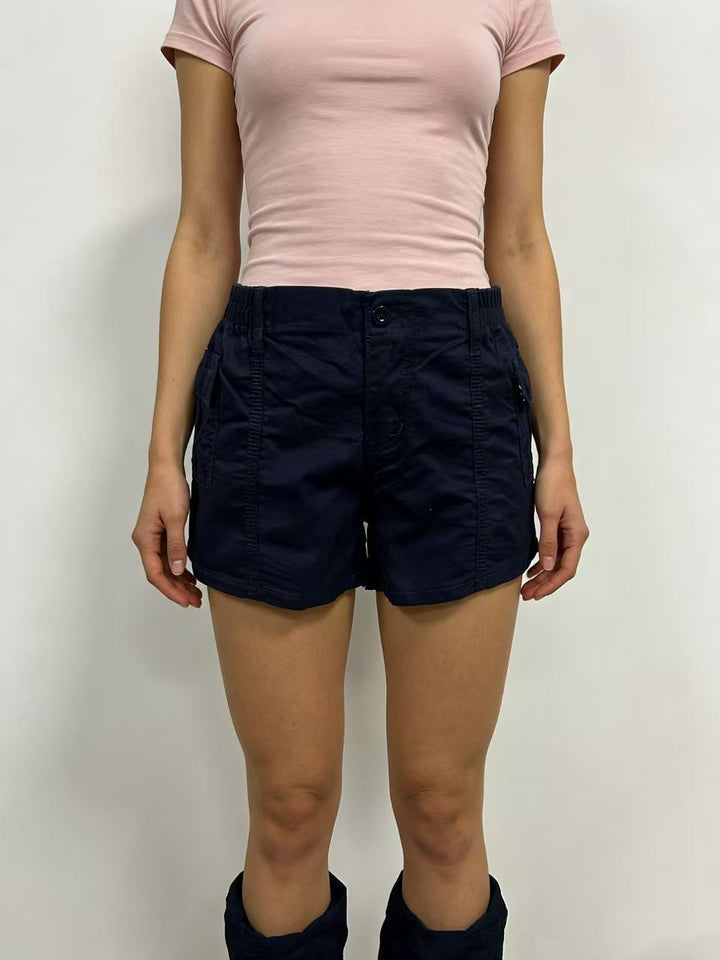 Damen Cargo-Shorts mit funktionalen Seitentaschen und elastischem Bund Echo Archiv