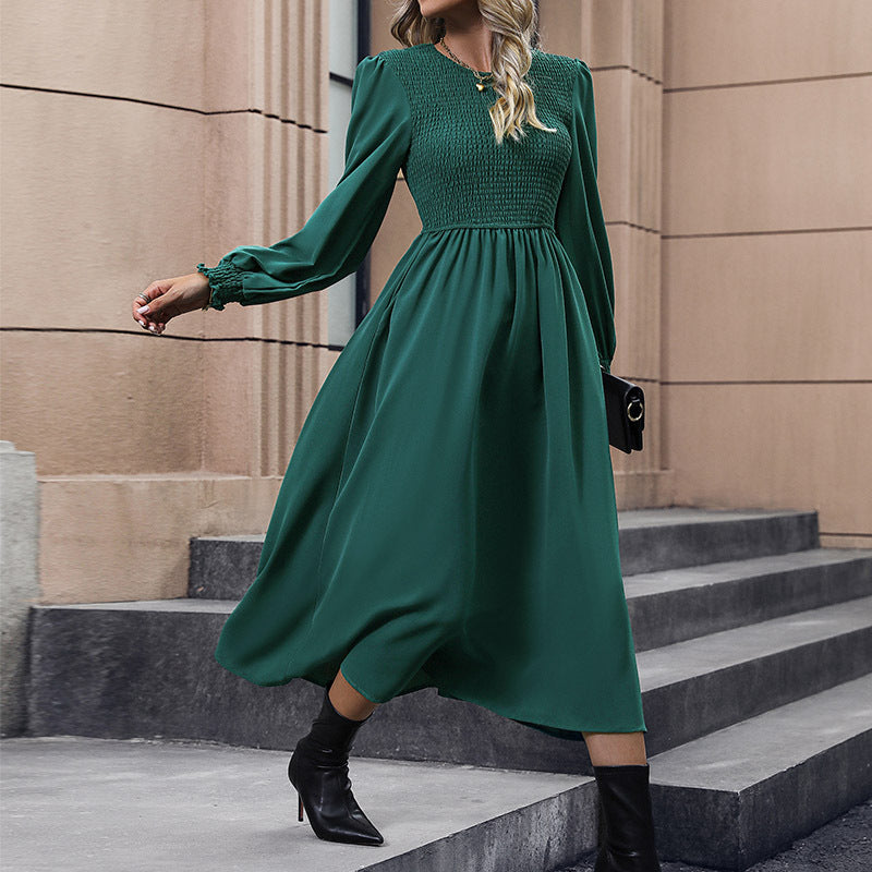 Damen Midikleid mit Smokoberteil, langen Ballonärmeln und ausgestelltem Rock Echoarchiv