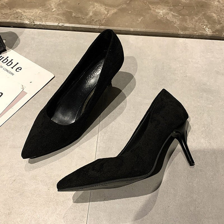 Damen Samtige spitze Pumps mit schmalem Stilettoabsatz und Komfortfußbett Echo Archiv
