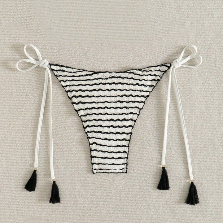 Damen Triangel-Bikini mit verspieltem Streifenmuster Echo Archiv
