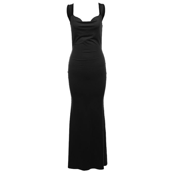 Damen Elegantes Maxikleid mit figurbetontem Schnitt und tiefem V-Ausschnitt Echo Archiv