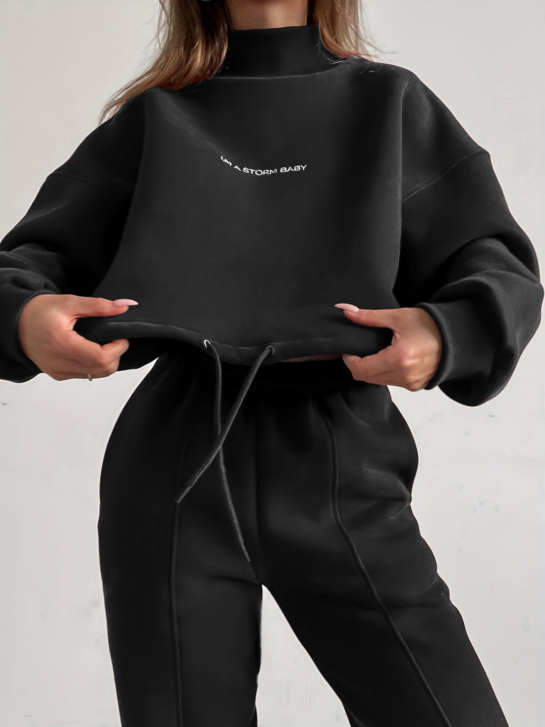Damen Oversize-Lounge-Set mit Stehkragen und elastischer High-Waist-Jogginghose – Avérine