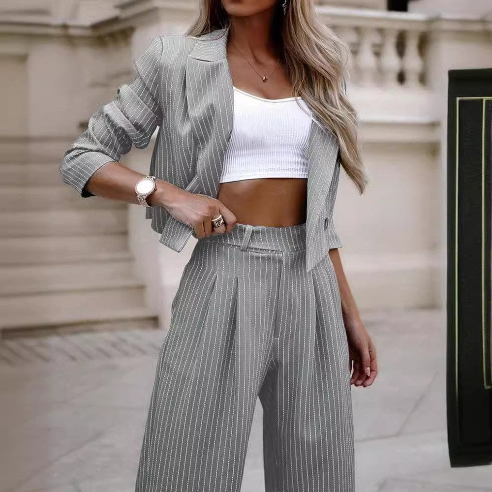 Damen Blazer und Hose Set Echoarchiv