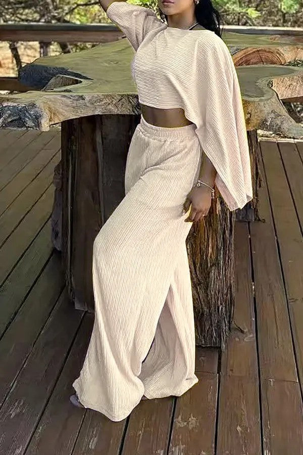 Damen Zweiteiliges Strukturiertes Loungewear‑Set mit Cropped‑Capeoberteil und Maxirock mit Seitenschlitz – Élanora