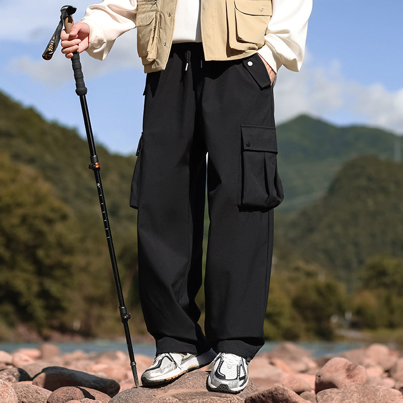 Unisex cargo Hose mit vielseitigen Taschen und lässigem Schnitt Echoarchiv