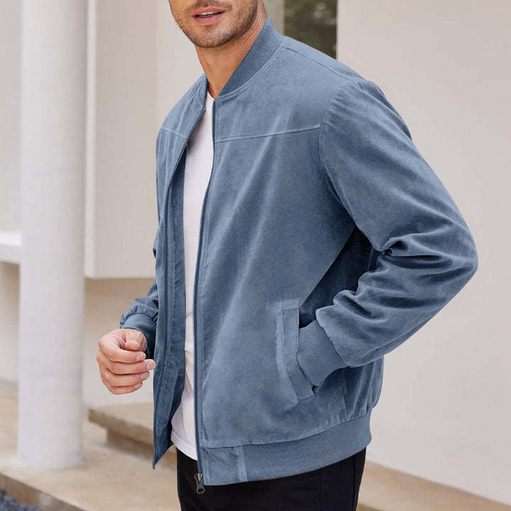 Herren nan Velourslederoptik Bomberjacke mit Stehkragen und elastischen Bündchen Echo Archiv