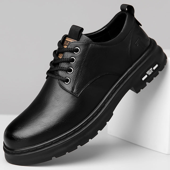Echoarchiv | Elegante Herren-Schnürschuhe mit rutschfester Außensohle und atmungsaktivem Innenfutter