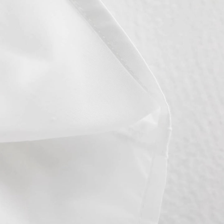 Damen Hemdbluse mit Puffärmeln, aufgesetzten Brusttaschen und dekorativer Naht Echoarchiv