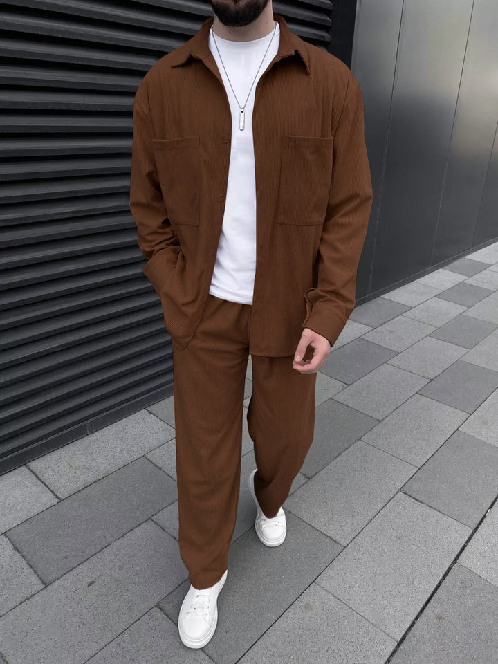 Herren Elegante und moderne Freizeitanzug Echoarchiv