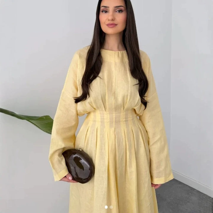 Damen Maxikleid mit plissierten Oberteilfalten, weitem Rock und langen Glockenärmeln Echo Archiv